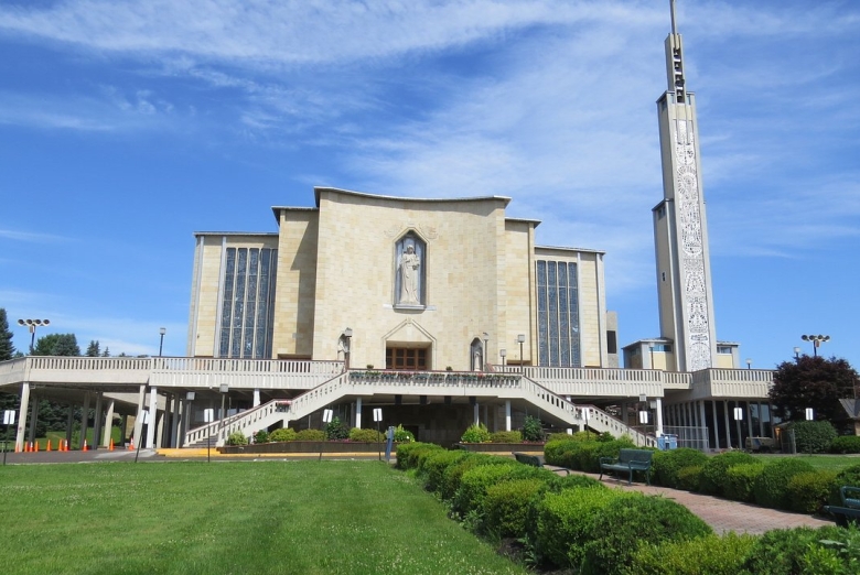 Young Adult Event at OL of Czestochowa Shrine, PA